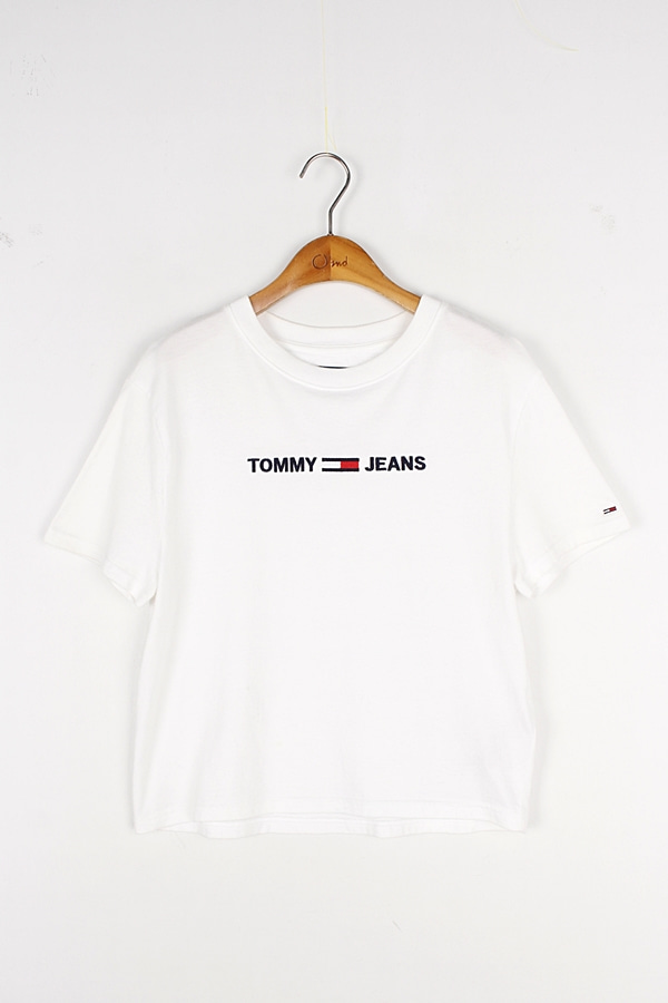 TOMMY HILFIGER JEANS 타미힐피거진 로고 자수 티셔츠 WOMAN_S